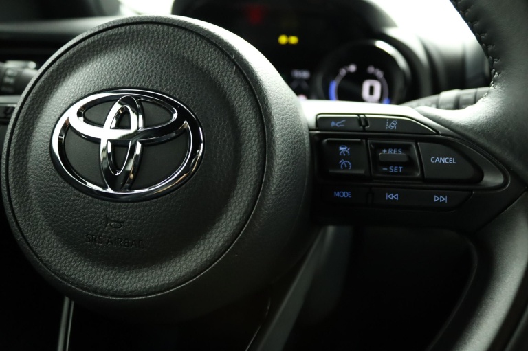 Toyota Yaris - 1.5 Hybrid Executive 21