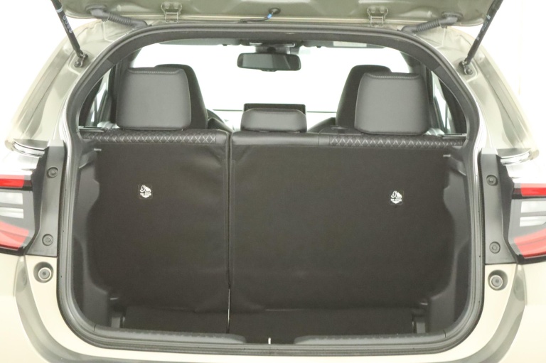 Toyota Yaris - 1.5 Hybrid Executive 24