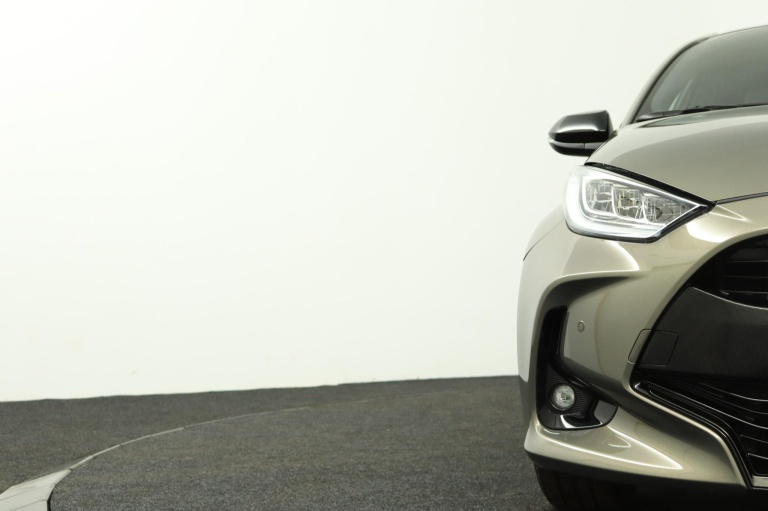 Toyota Yaris - 1.5 Hybrid Executive 36