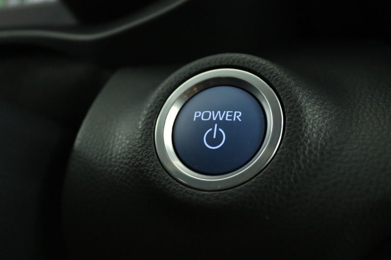 Toyota Yaris - 1.5 Hybrid Executive 49