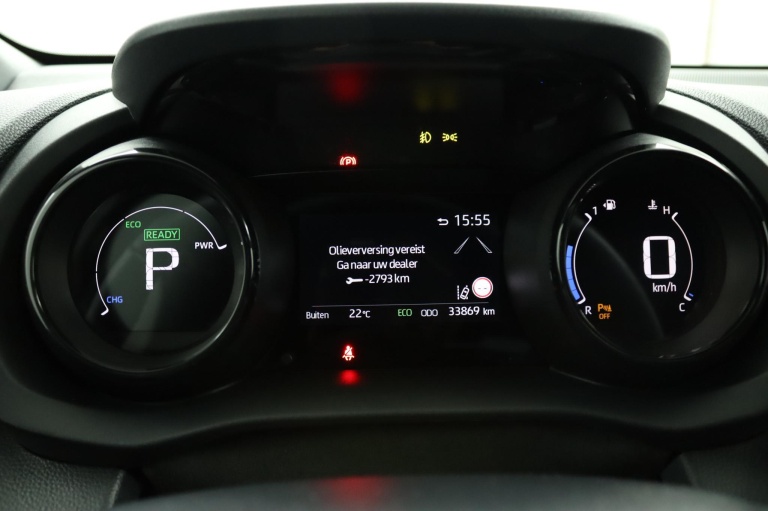 Toyota Yaris - 1.5 Hybrid Executive 6