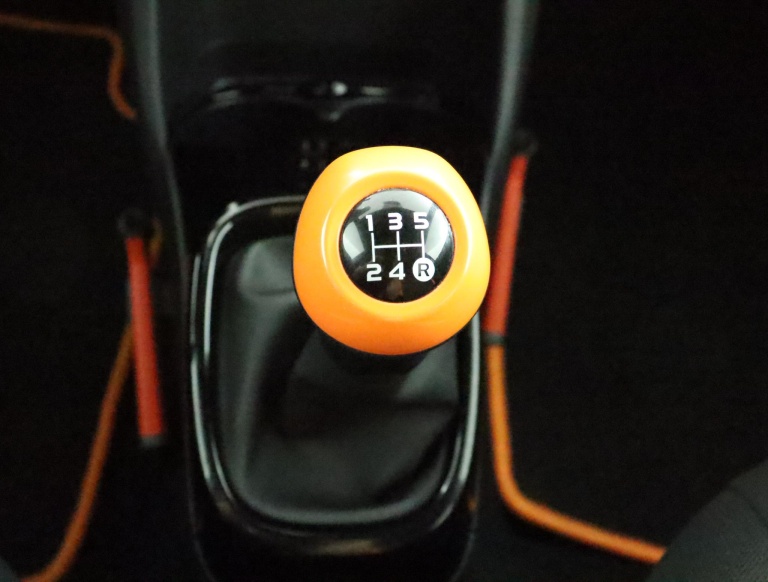 Toyota Aygo - 1.0 VVT-i x-JBL 26
