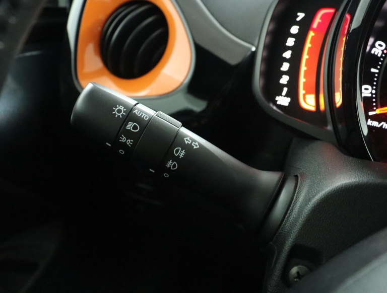 Toyota Aygo - 1.0 VVT-i x-JBL 29