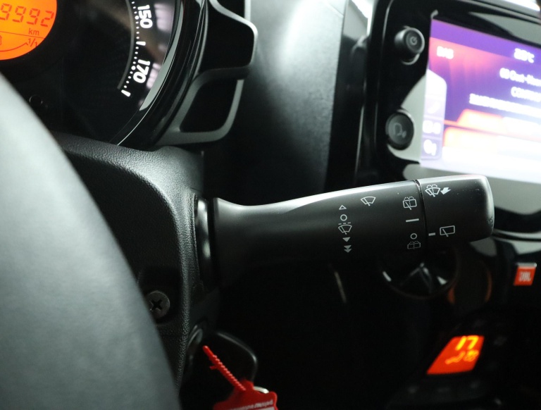 Toyota Aygo - 1.0 VVT-i x-JBL 30
