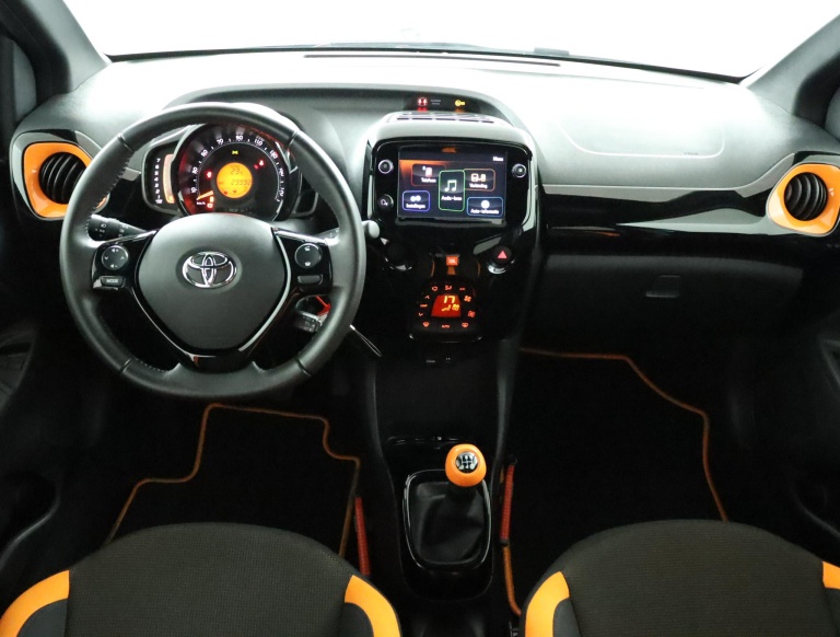 Toyota Aygo - 1.0 VVT-i x-JBL 4