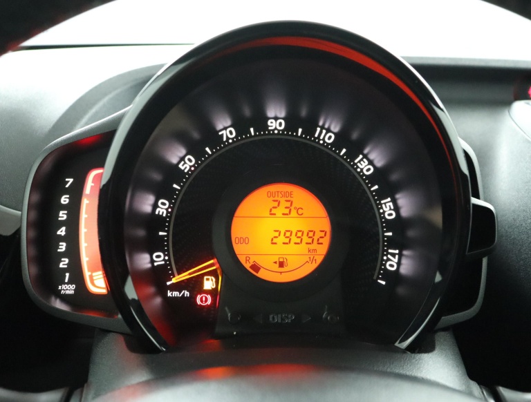 Toyota Aygo - 1.0 VVT-i x-JBL 6