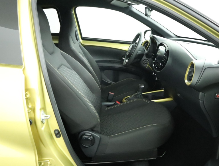 Toyota Aygo X - 1.0 VVT-i S-CVT Pulse 22