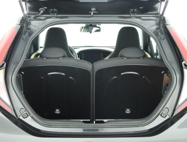Toyota Aygo X - 1.0 VVT-i S-CVT Pulse 24