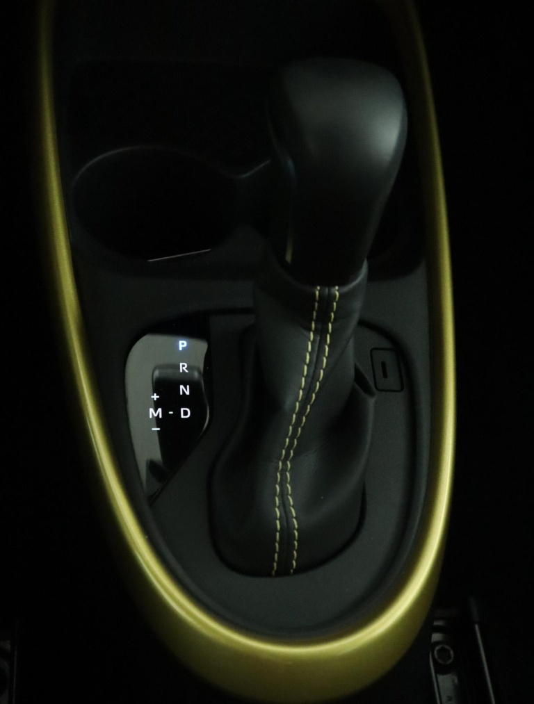 Toyota Aygo X - 1.0 VVT-i S-CVT Pulse 27