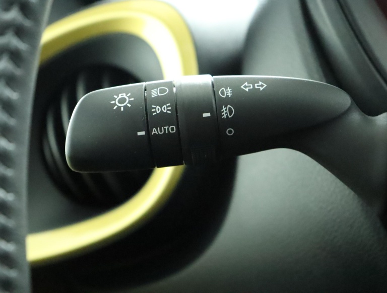 Toyota Aygo X - 1.0 VVT-i S-CVT Pulse 30
