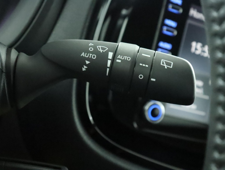 Toyota Aygo X - 1.0 VVT-i S-CVT Pulse 31