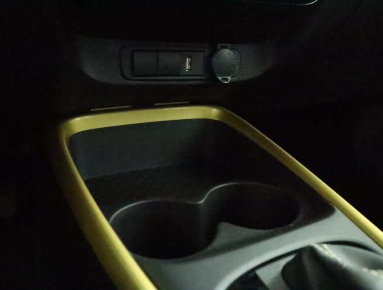 Toyota Aygo X - 1.0 VVT-i S-CVT Pulse 54