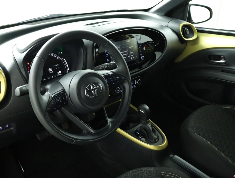Toyota Aygo X - 1.0 VVT-i S-CVT Pulse 55