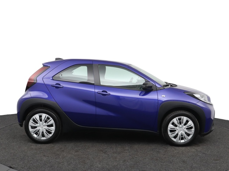 Toyota Aygo X - 1.0 VVT-i MT Play 13