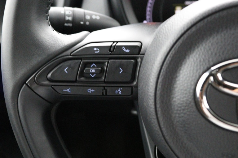 Toyota Aygo X - 1.0 VVT-i MT Play 19