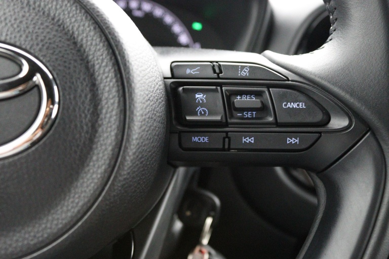Toyota Aygo X - 1.0 VVT-i MT Play 21