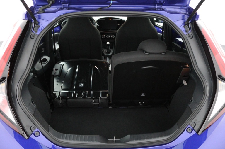 Toyota Aygo X - 1.0 VVT-i MT Play 25