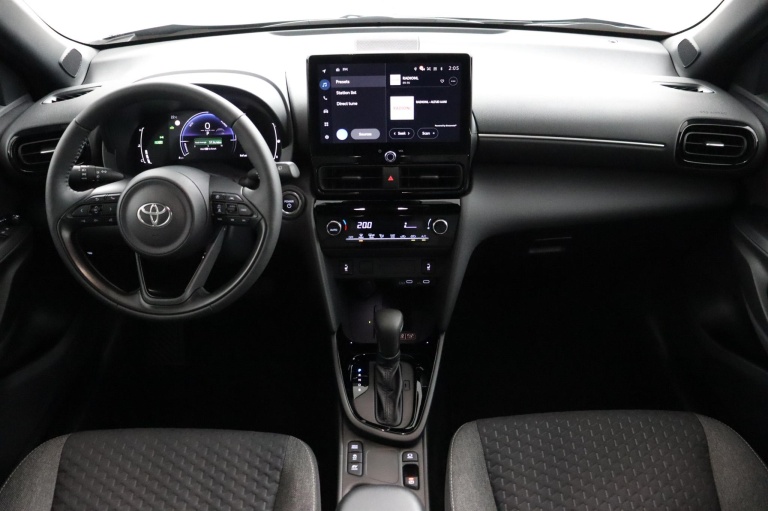 Toyota Yaris Cross - 1.5 Hybrid 115 Dynamic 16