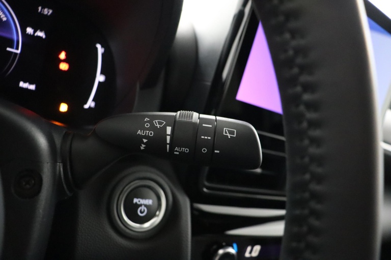 Toyota Yaris Cross - 1.5 Hybrid 115 Dynamic 19