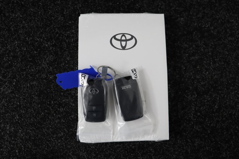 Toyota Yaris Cross - 1.5 Hybrid 115 Dynamic 36