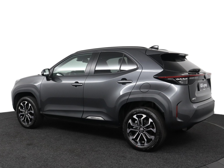 Toyota Yaris Cross - 1.5 Hybrid 115 Dynamic 8