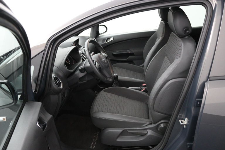 Opel Corsa - 1.2-16V BlitZ 15