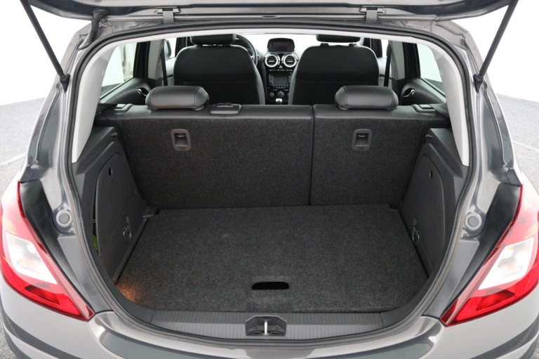 Opel Corsa - 1.2-16V BlitZ 19