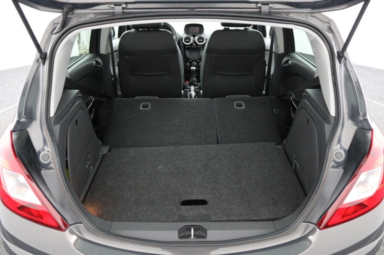 Opel Corsa - 1.2-16V BlitZ 22