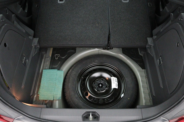 Opel Corsa - 1.2-16V BlitZ 31