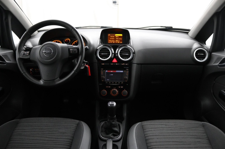 Opel Corsa - 1.2-16V BlitZ 9