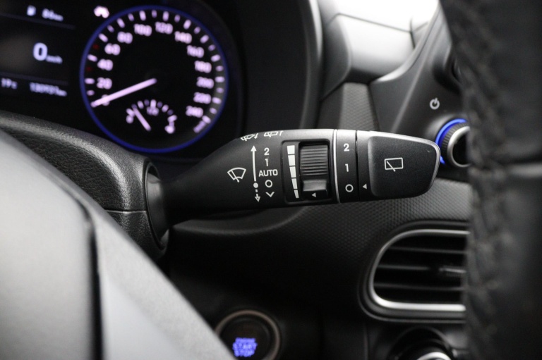 Hyundai Kona - 1.0 T-GDI Fashion 13