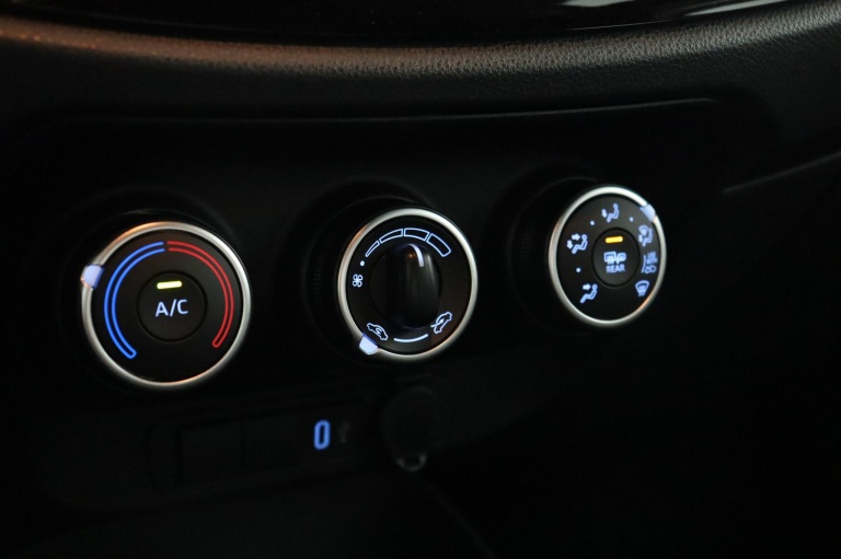 Toyota Aygo X - 1.0 VVT-i MT Play 12