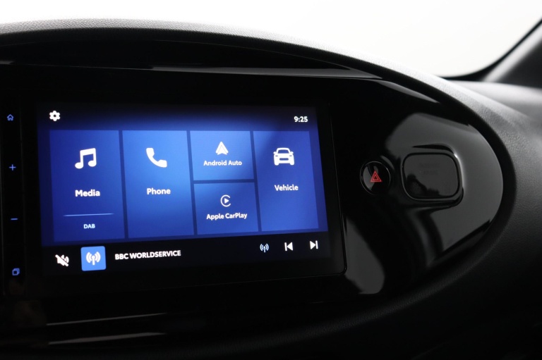 Toyota Aygo X - 1.0 VVT-i MT Play 34