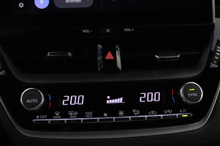 Toyota Corolla Cross - Hybrid 140 Dynamic 17