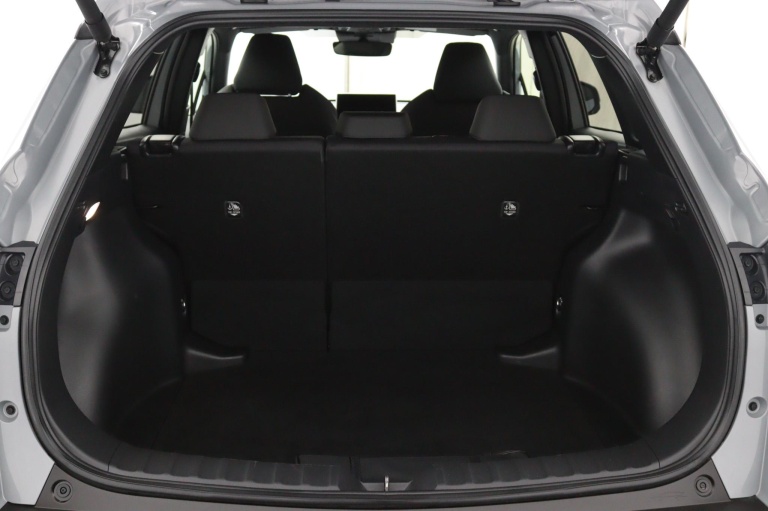 Toyota Corolla Cross - Hybrid 140 Dynamic 29