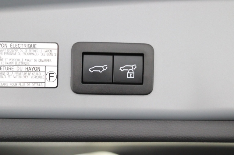Toyota Corolla Cross - Hybrid 140 Dynamic 38