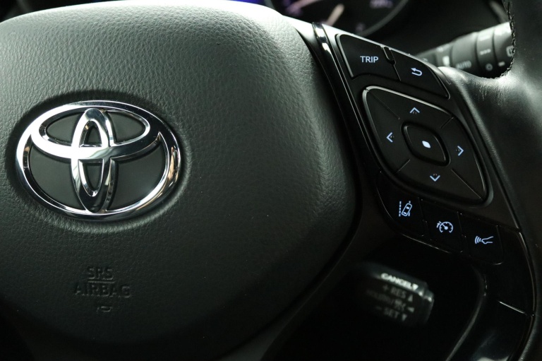 Toyota C-HR - 1.8 Hybrid Executive 21