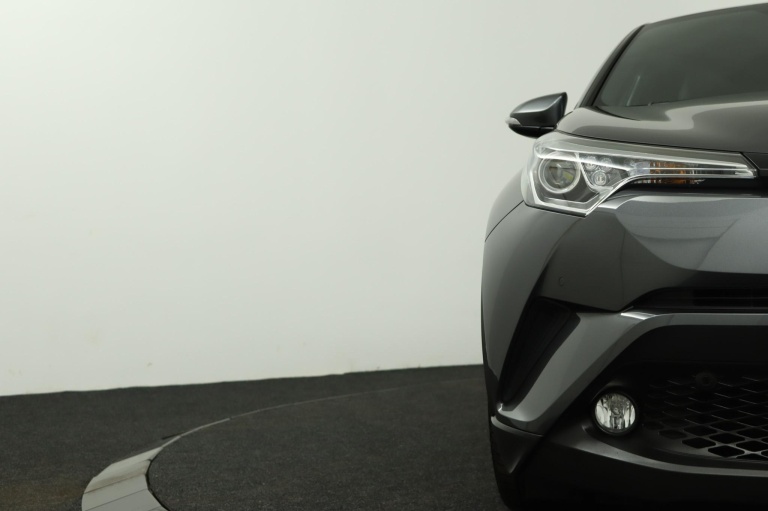 Toyota C-HR - 1.8 Hybrid Executive 36