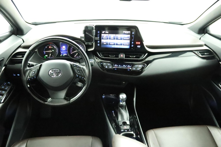 Toyota C-HR - 1.8 Hybrid Executive 4