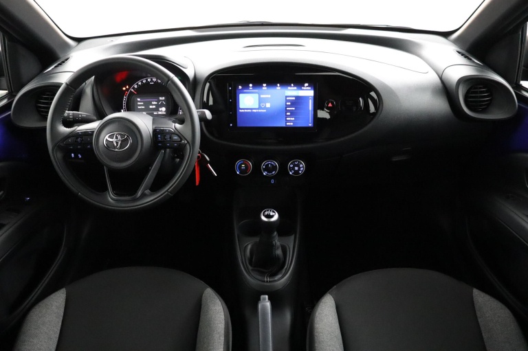 Toyota Aygo X - 1.0 VVT-i MT Play 12