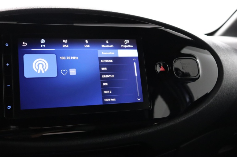 Toyota Aygo X - 1.0 VVT-i MT Play 15