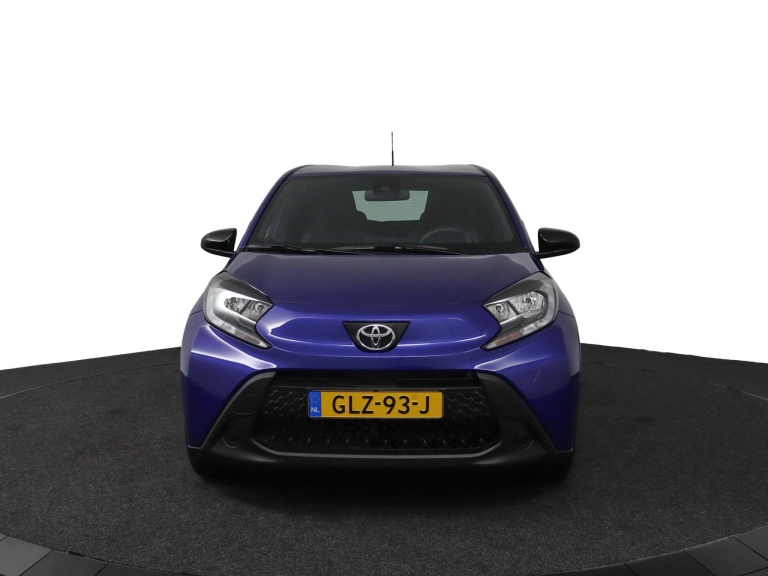 Toyota Aygo X - 1.0 VVT-i MT Play 2