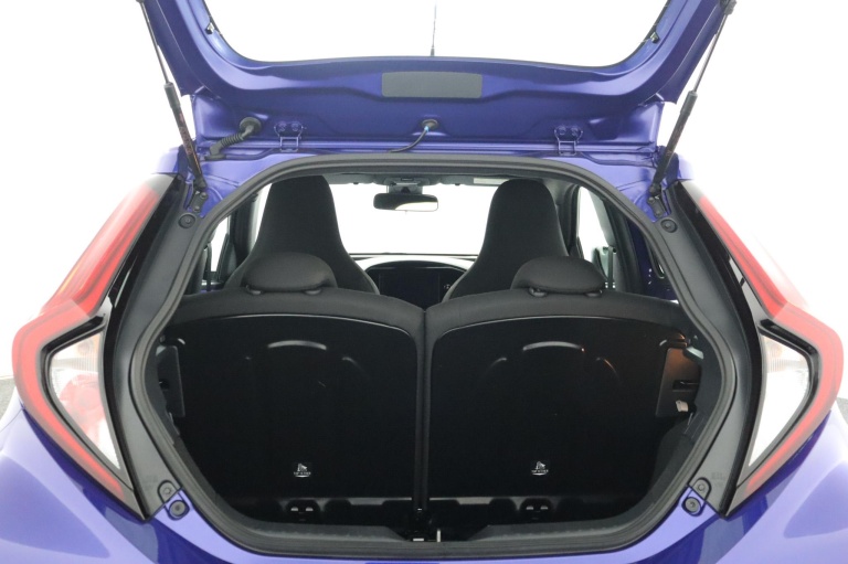 Toyota Aygo X - 1.0 VVT-i MT Play 20