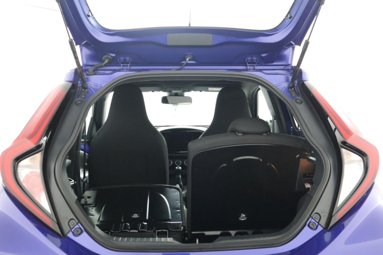 Toyota Aygo X - 1.0 VVT-i MT Play 22