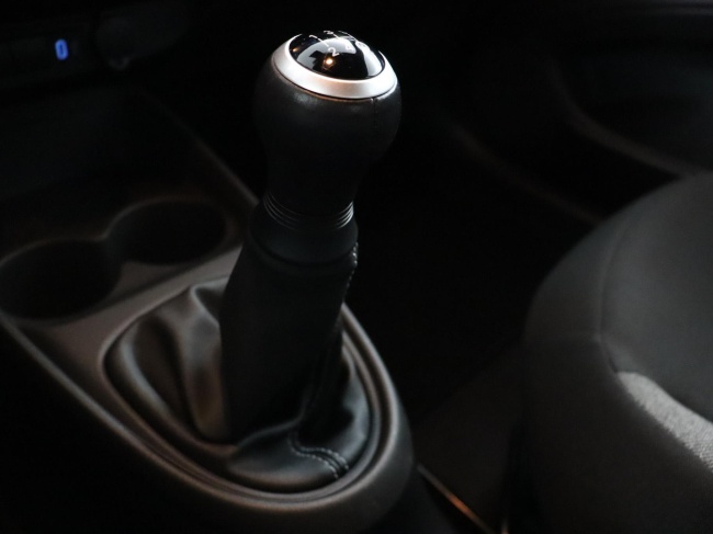 Toyota Aygo X - 1.0 VVT-i MT Play