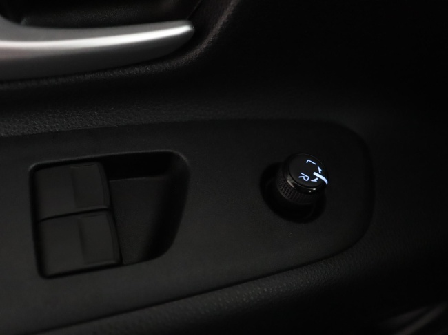 Toyota Aygo X - 1.0 VVT-i MT Play