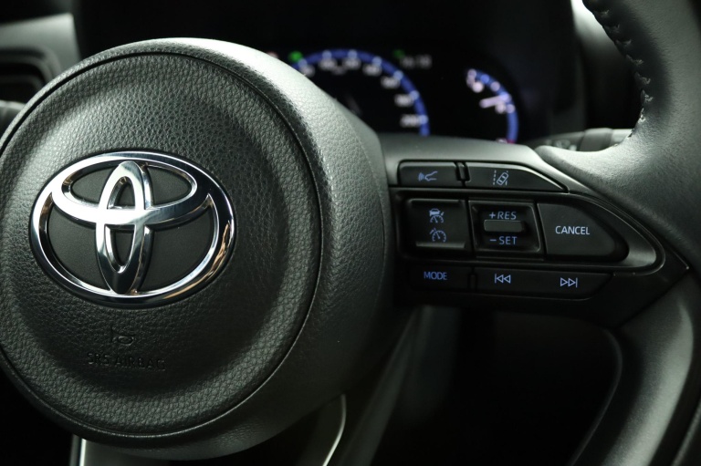 Toyota Yaris Cross - 1.5 Hybrid First Edition 21