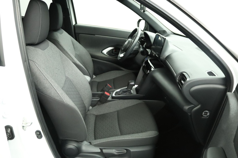 Toyota Yaris Cross - 1.5 Hybrid First Edition 22