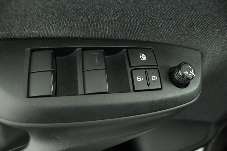 Toyota Yaris Cross - 1.5 Hybrid First Edition 28
