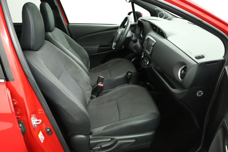 Toyota Yaris - 1.5 Hybrid Premium 22